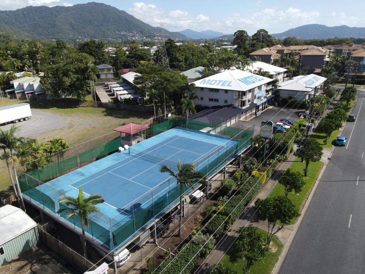 Cairns Reef Apartments & Motel Exterior photo