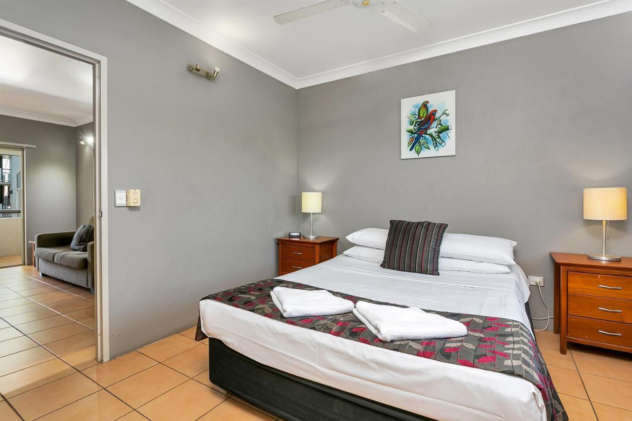 Cairns Reef Apartments & Motel Exterior photo